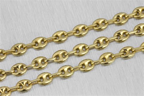 gucci link chain with pendant|puffed gucci link gold chain.